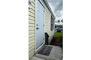 21750 NW 3rd St, Pembroke Pines, FL 33029 Sold 10/03/23