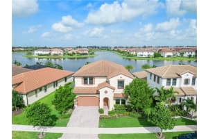 8595 E Baypoint Cir, Parkland, FL 33076 Sold 09/06/23