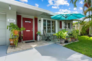 4937 NW 54th St, Tamarac, FL 33319 Sold 08/30/23
