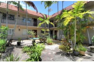 3050 NE 5th Ter   10, Wilton Manors, FL 33334 Sold 09/01/23