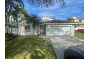 280 NW 166th Ave, Pembroke Pines, FL 33028 Sold 08/31/23