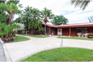 11450 SW 17TH ST, Davie, FL 33325 - MLS#F10389487