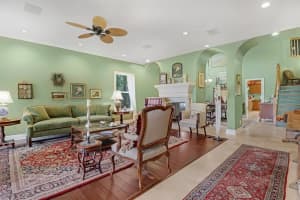 1013  Cordova Rd, Fort Lauderdale, FL 33316 Sold 05/09/24