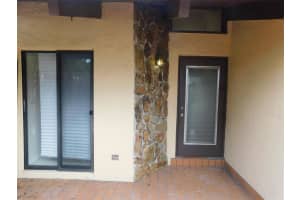532  Briarwood Cir   532, Hollywood, FL 33024 Sold 08/21/23
