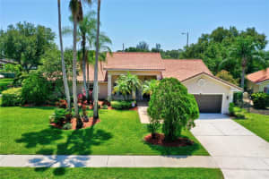 1960 SW 101st Ave, Davie, FL 33324 Sold 09/30/23