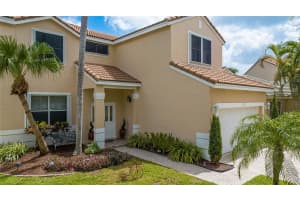 177 E Bayridge Dr, Weston, FL 33326 Sold 08/31/23