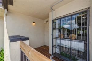 2043 SW 15th St   208, Deerfield Beach, FL 33442 Sold 08/24/23