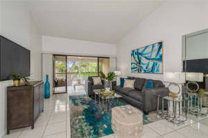 2043 SW 15th St   208, Deerfield Beach, FL 33442 Sold 08/24/23