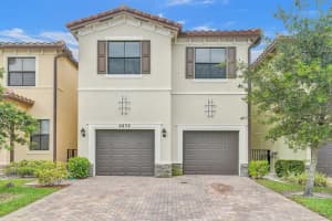 4832 NW 56th Ct, Tamarac, FL 33319 Sold 09/18/23