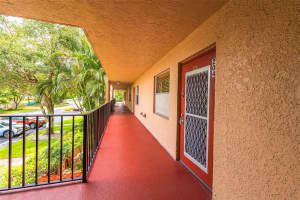 7210  Lake Circle Dr   204, Margate, FL 33063 Sold 09/13/23