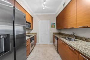 350 SE 2nd St   880, Fort Lauderdale, FL 33301 Sold 08/18/23