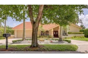 330 NW 107th Ave, Plantation, FL 33324 Sold 09/15/23