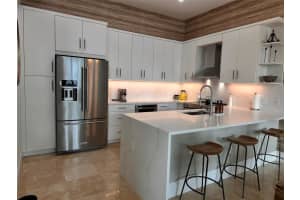 706 NE 3rd Ave 706, Fort Lauderdale, FL 33304 Sold 02/09/24