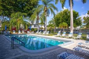 6285  Bay Club Dr   2, Fort Lauderdale, FL 33308 Sold 09/01/23