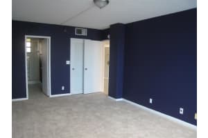 500  Three Islands Blvd   125, Hallandale Beach, FL 33009 Sold 11/09/23