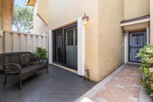 1301 N Riverside Dr   4, Pompano Beach, FL 33062 Sold 03/08/24
