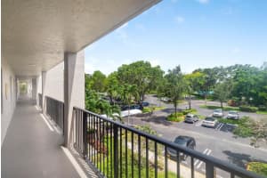 4191  Cypress Reach Ct   305, Pompano Beach, FL 33069 Sold 09/07/23