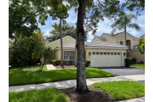 128 W Bayridge Dr, Weston, FL 33326 Sold 09/11/23
