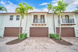 4750  Monarch Way   4750, Coconut Creek, FL 33073 Sold 08/18/23
