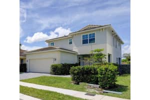4212  Rosa Dr, Deerfield Beach, FL 33064 Sold 09/15/23