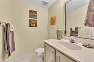 4025 N Federal Hwy   117B, Oakland Park, FL 33308 Sold 10/23/23