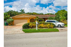 20100 SW 84th Place, Cutler Bay, FL 33189 Sold 10/04/23