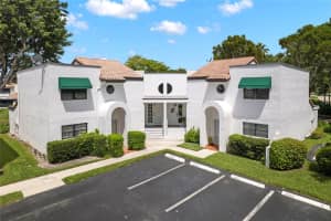 479 NW 36th Ave   479, Deerfield Beach, FL 33442 Sold 09/21/23