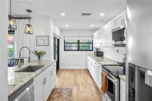 479 NW 36th Ave   479, Deerfield Beach, FL 33442 Sold 09/21/23