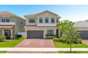 8440 NW 39th Ct, Coral Springs, FL 33065 Sold 02/26/24