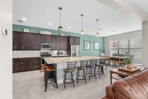 8440 NW 39th Ct, Coral Springs, FL 33065 Sold 02/26/24