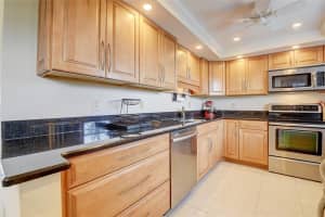 2424 N Federal Hwy   406, Boynton Beach, FL 33435 Sold 11/30/23