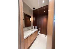 3052 N Atlantic Blvd, Fort Lauderdale, FL 33308 Sold 10/13/23