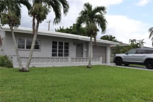 8602 NW 57th Ct, Tamarac, FL 33321 Sold 09/26/23