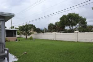 8602 NW 57th Ct, Tamarac, FL 33321 Sold 09/26/23