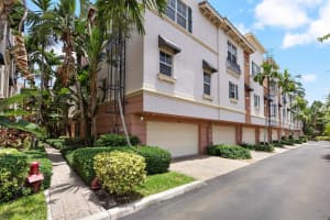 1033 NE 17th Way   1906, Fort Lauderdale, FL 33304 Sold 09/29/23