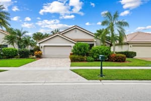 10674  Crystal Lake Dr, Boca Raton, FL 33428 Sold 01/25/24