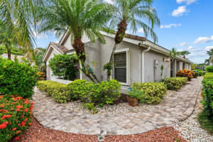 10674  Crystal Lake Dr, Boca Raton, FL 33428 Sold 01/25/24