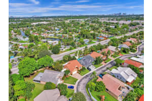 3226 NW 22nd Ave, Oakland Park, FL 33309 Sold 04/10/24