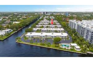 6487 Bay Club Dr APT 2, Fort Lauderdale, FL 33308, Sold 08/31/23