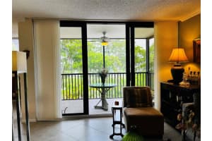 106  Lake Emerald Drive   313, Oakland Park, FL 33309 Sold 11/07/23