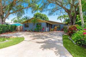 931 SW 37th Ter, Palm City, FL 34990 Sold 08/31/23
