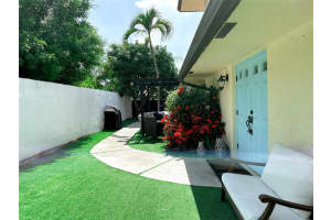 237 SW 29th Ave   2, Delray Beach, FL 33445 Sold 11/28/23