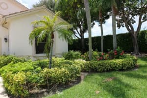 10285  Lexington Lakes Blvd, Boynton Beach, FL 33436 Sold 10/05/23