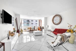 5005  Collins Ave   1109, Miami Beach, FL 33140 Sold 08/30/23