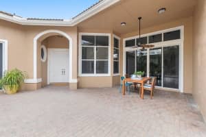 558 NW 118th Ave, Coral Springs, FL 33071 Sold 08/30/23