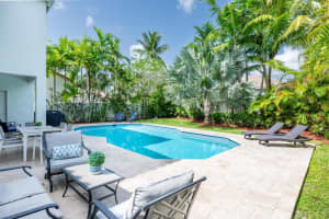 1273  Camellia Ln, Weston, FL 33326 Sold 10/16/23