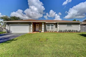 4813 SW 118th Ter, Cooper City, FL 33330 Sold 08/30/23