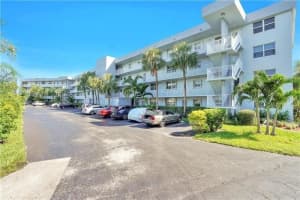 102 Royal Park Dr 1H, Oakland Park, FL 33309 Sold 11/09/23