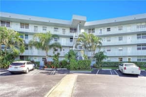 102 Royal Park Dr 1H, Oakland Park, FL 33309 Sold 11/09/23