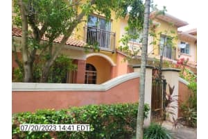 1315 N Santa Catalina Cir   1315, North Lauderdale, FL 33068 Sold 10/19/23